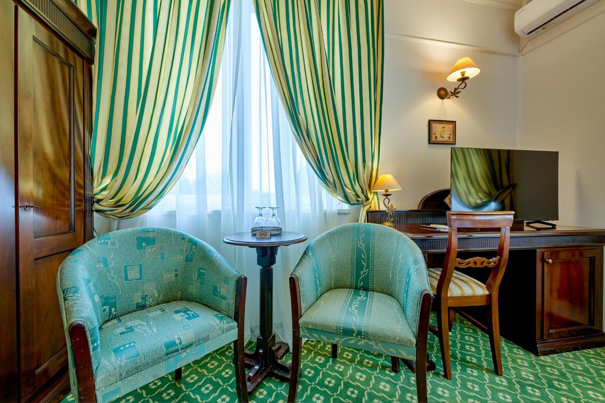 Hotel Classico Тимишоара Экстерьер фото