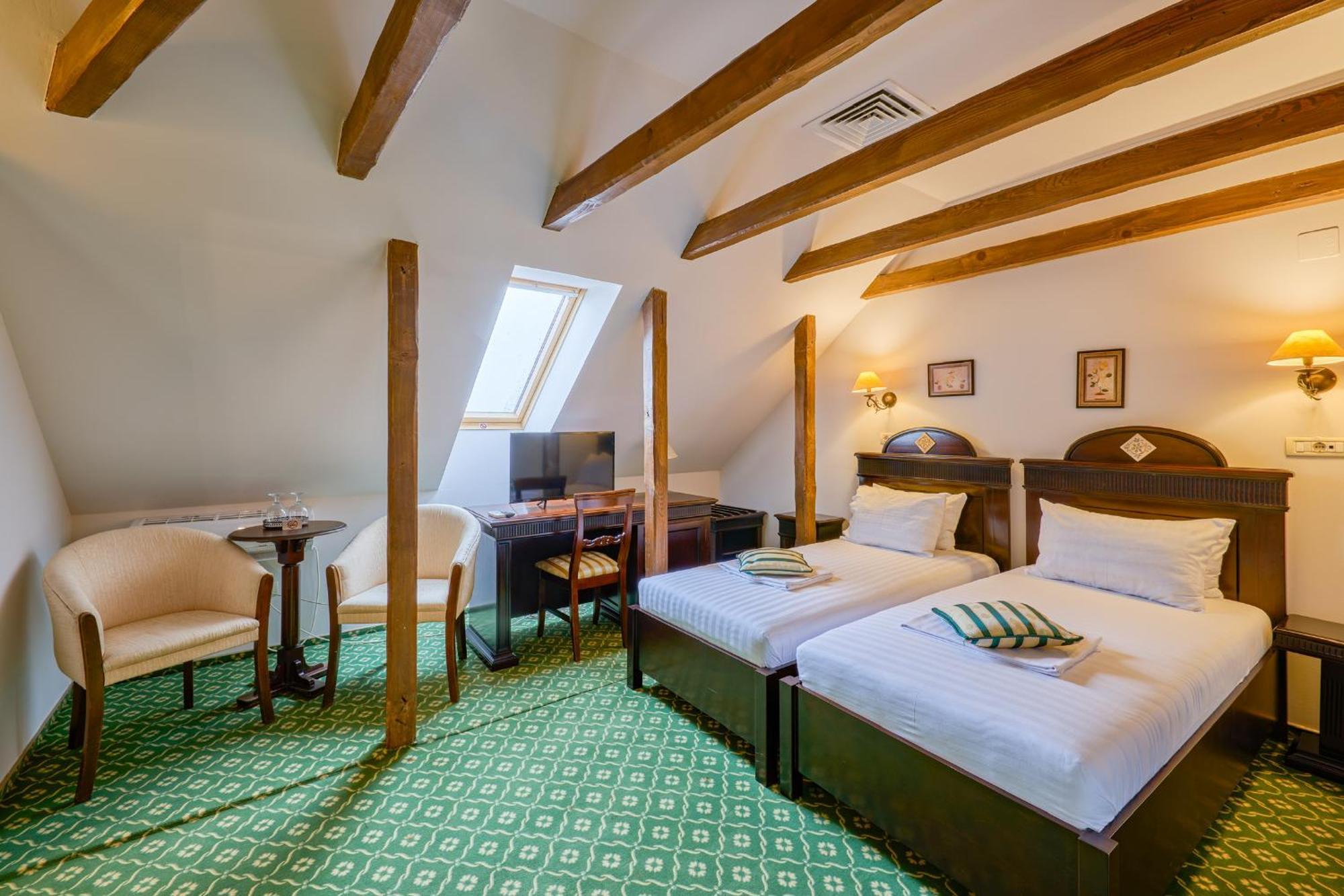 Hotel Classico Тимишоара Экстерьер фото