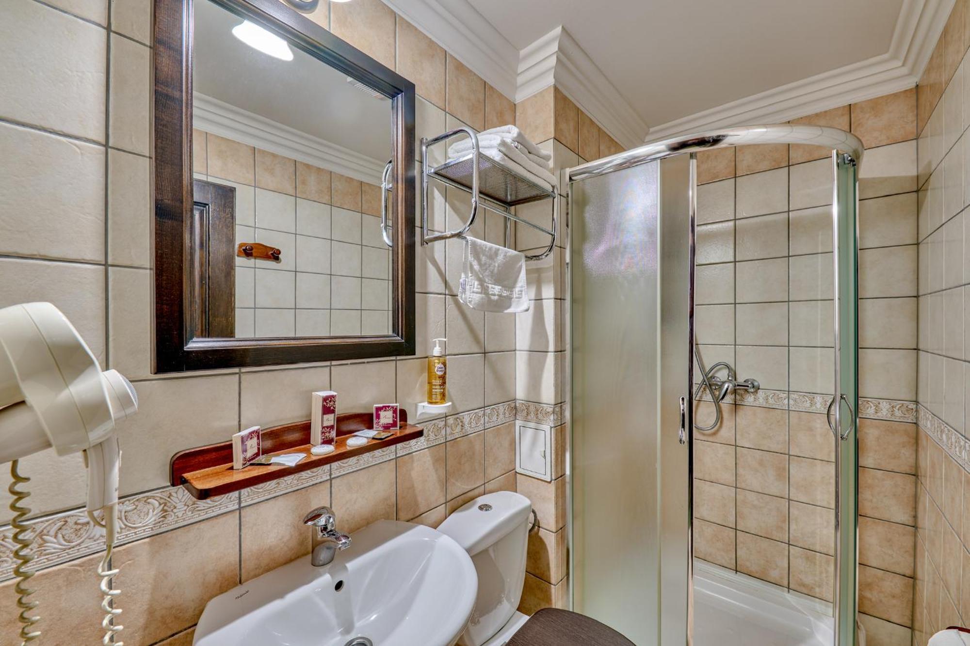 Hotel Classico Тимишоара Экстерьер фото