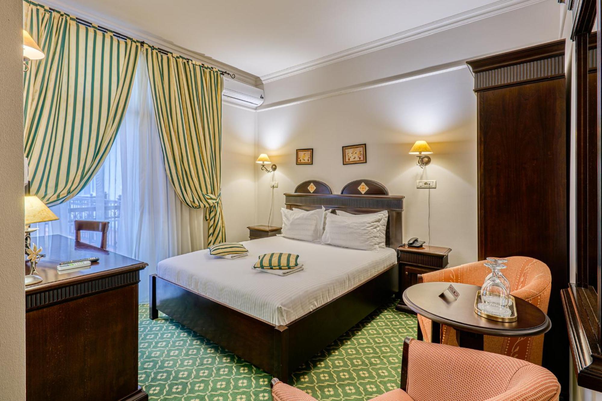 Hotel Classico Тимишоара Экстерьер фото